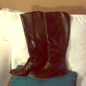 Black riding boots